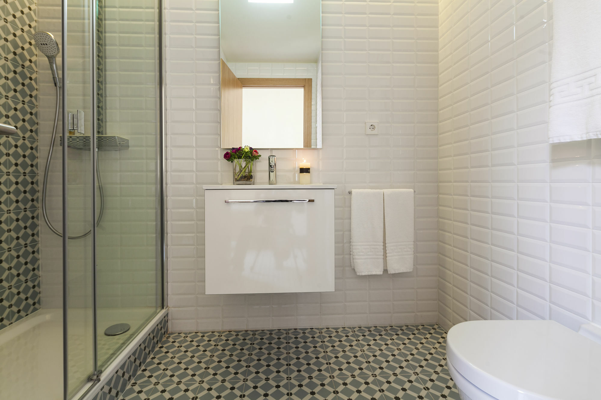Uma Suites Pau Claris Barcellona Esterno foto